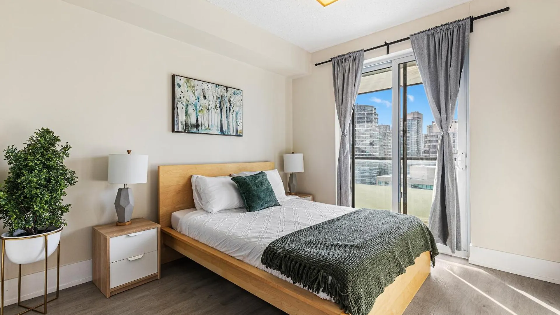 3 Bedroom Beside Cn Tower With Parking Downtown Toronto Apartmán